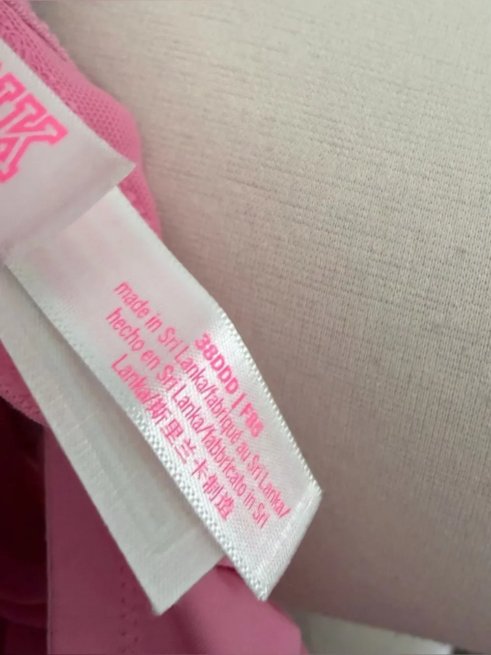 Victoria’s Secret PINK Dreamy Pink Heart Smooth Lightly Lined Non Wired T-Shirt